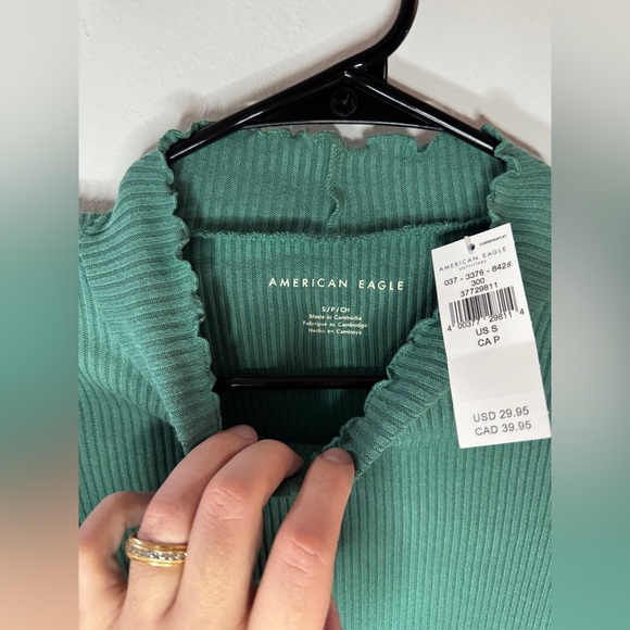 NWT SM American Eagle Green Ribbed Long Sleeve Turtle Neck Shirt - Picture 7 of 10